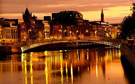 Ireland Dublin, cityscape at dusk