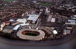 800px-The_old_Wembley_Stadiu wikimedia commons