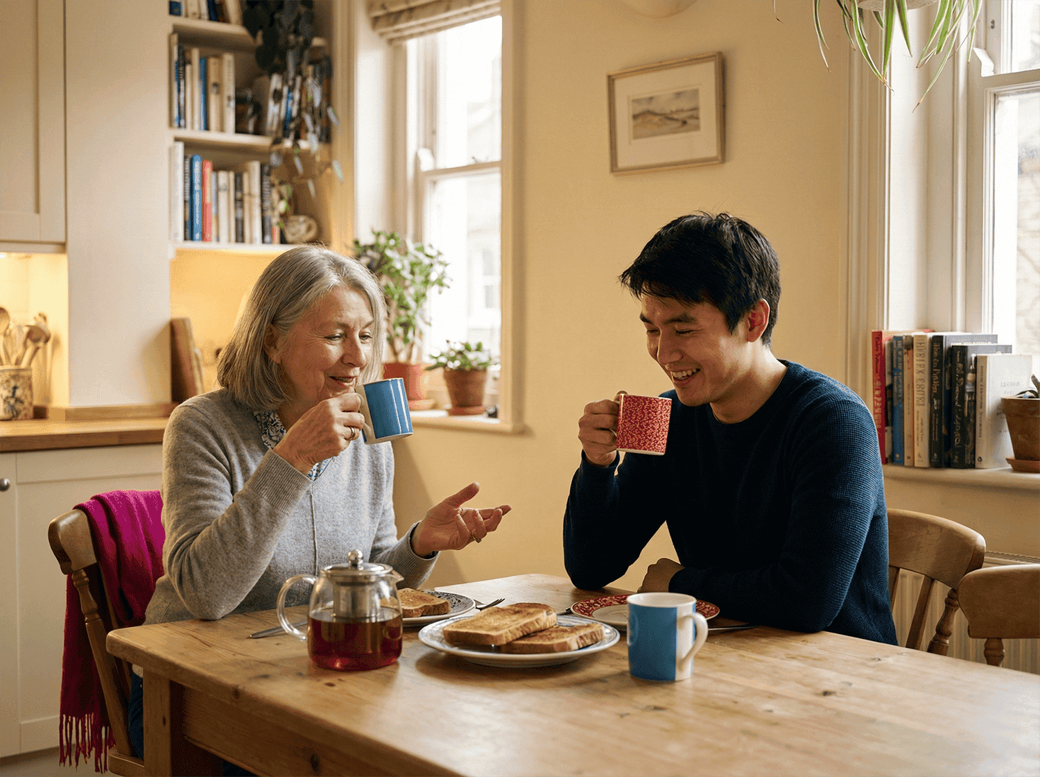 London homestay host welcoming a student