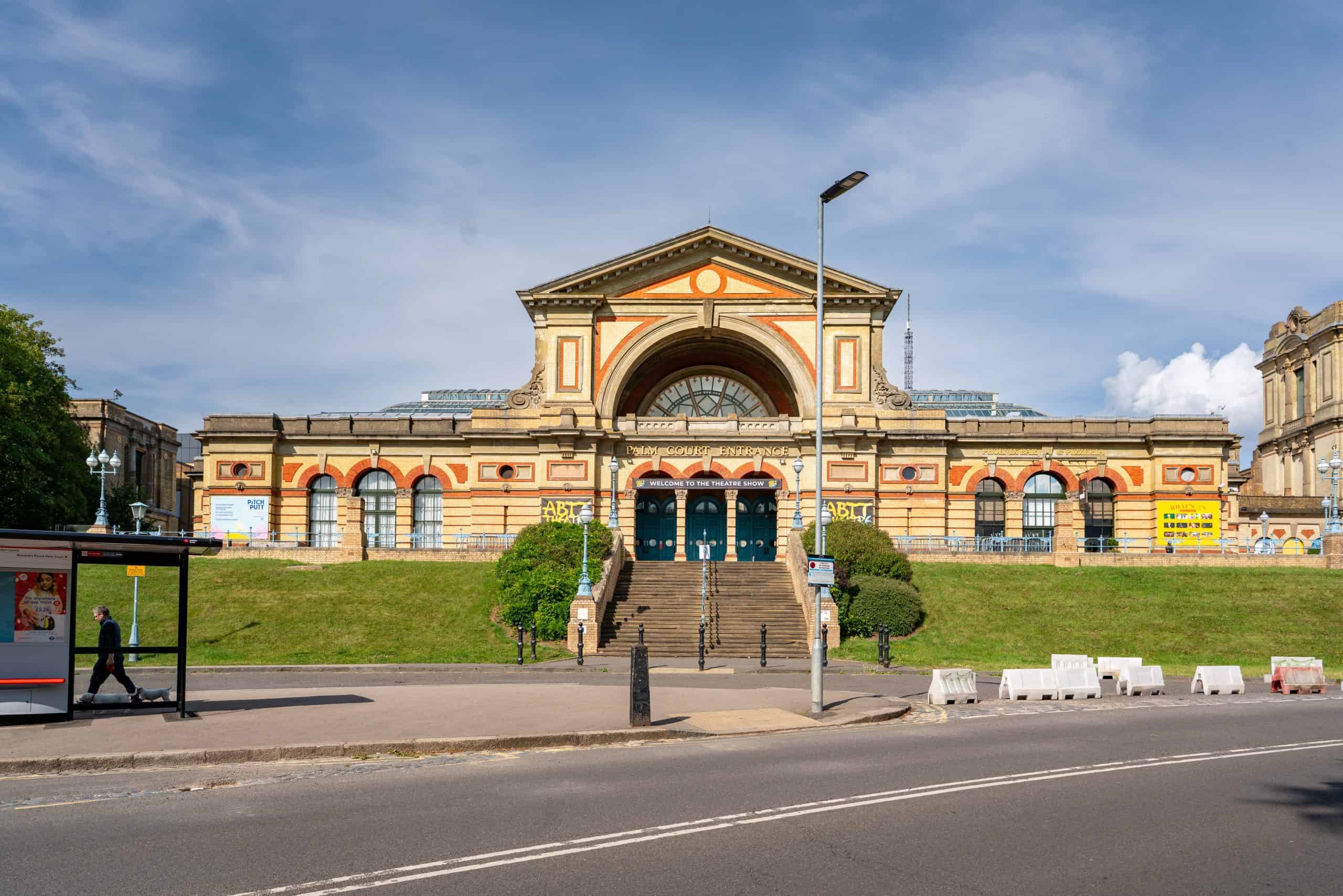 Wood Green and Bounds Green — At a glance