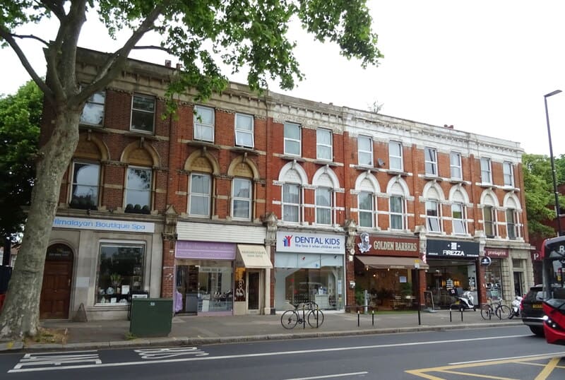 Shepherd's Bush, Chiswick and Ealing — At a glance