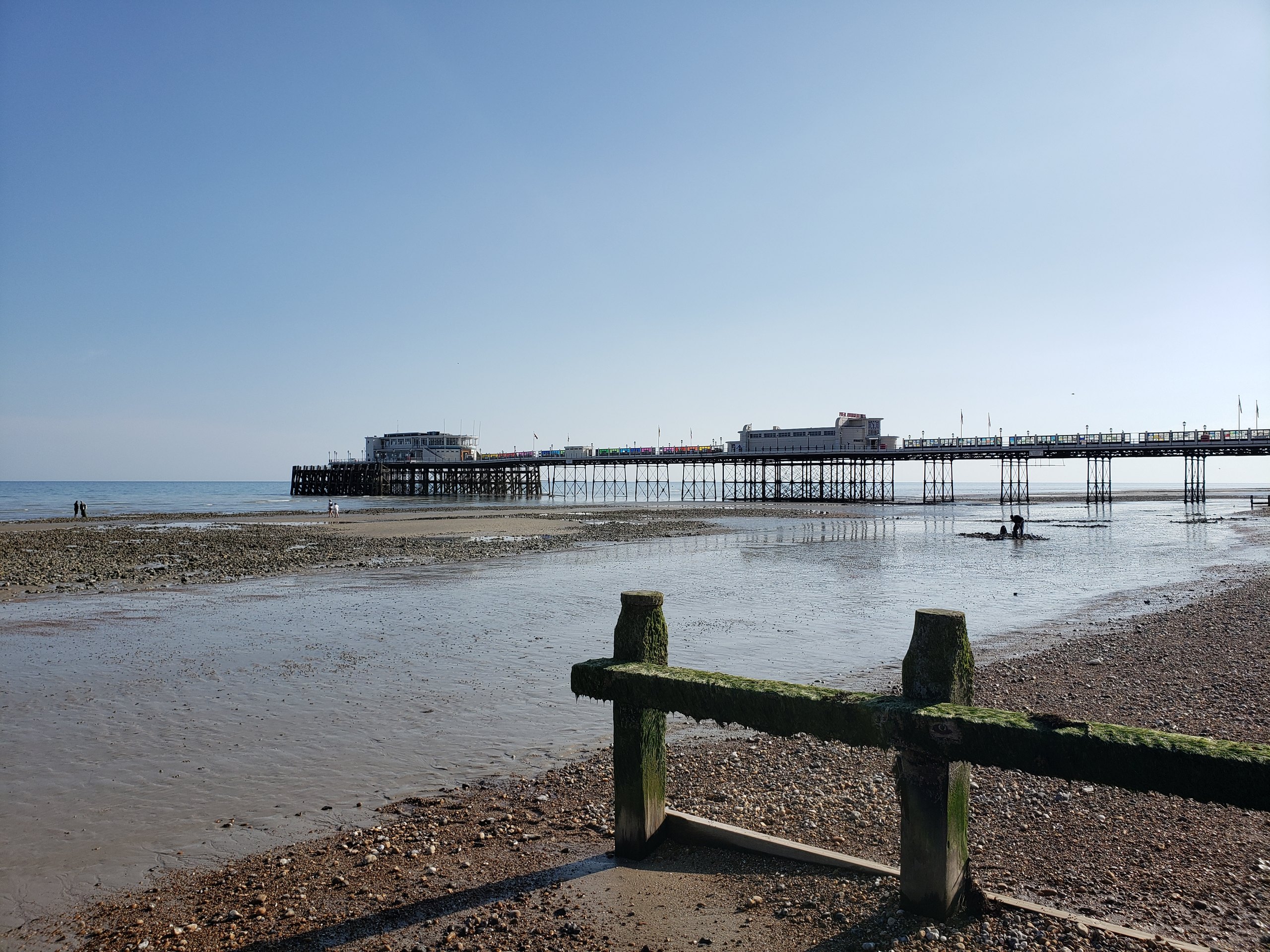 Worthing Pier on a calm sunny day